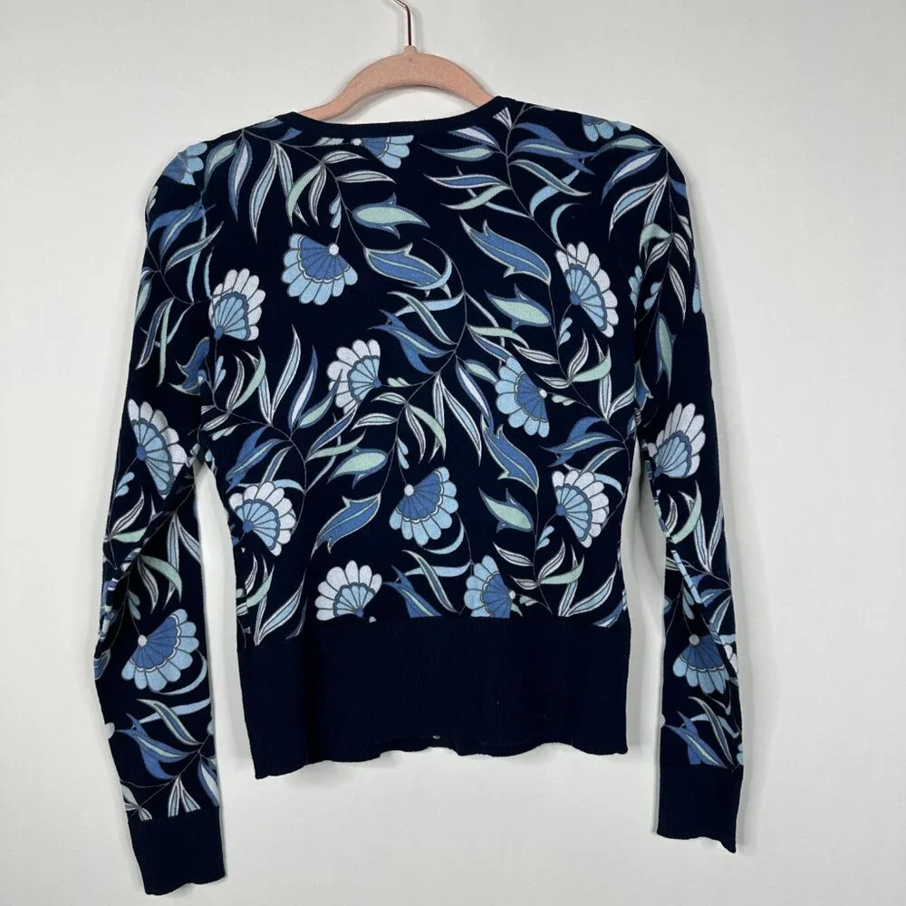 NWT White House Black Market Snap Cardigan Jacobean Bliss Twilight Navy #WHBM31